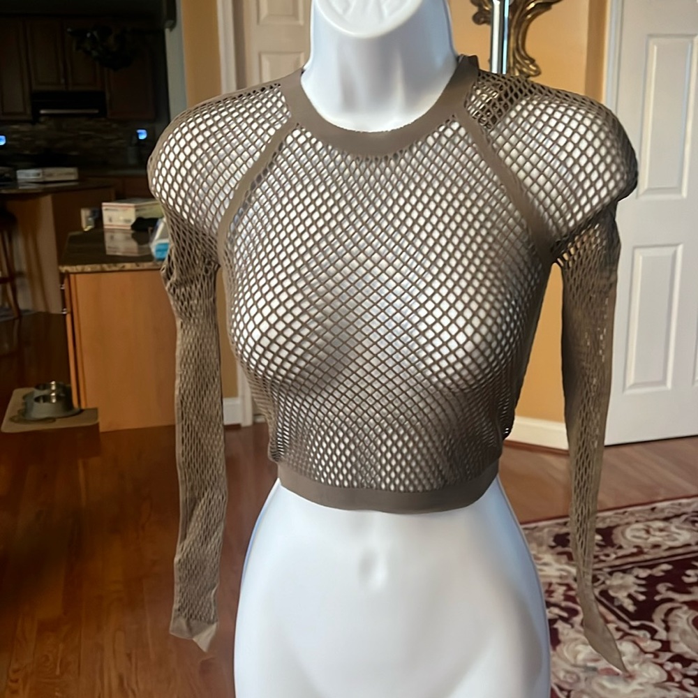 Skims mesh top